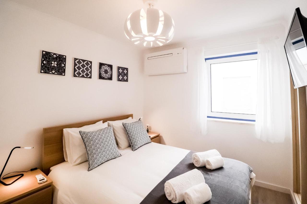Casas Da Vila - Beach Apartments By Silver Prop Nazaré Exteriör bild