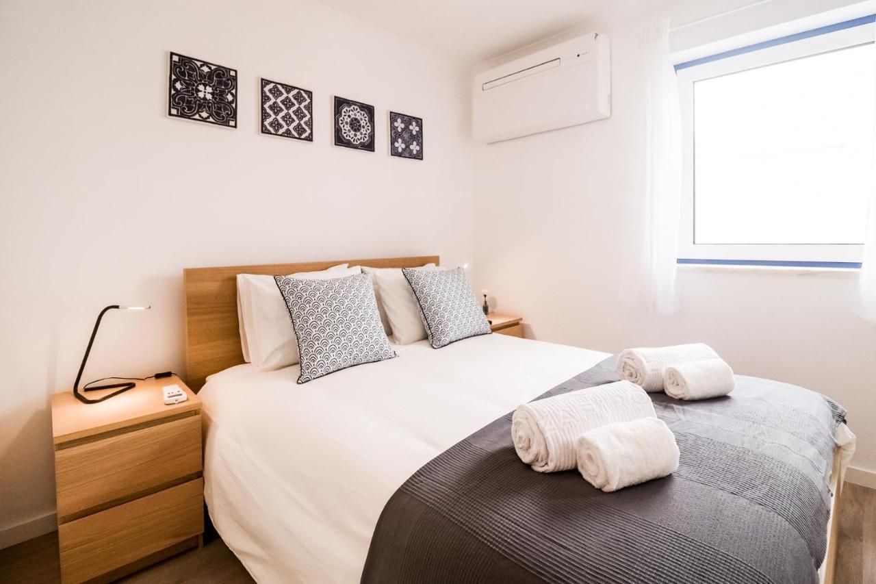 Casas Da Vila - Beach Apartments By Silver Prop Nazaré Exteriör bild