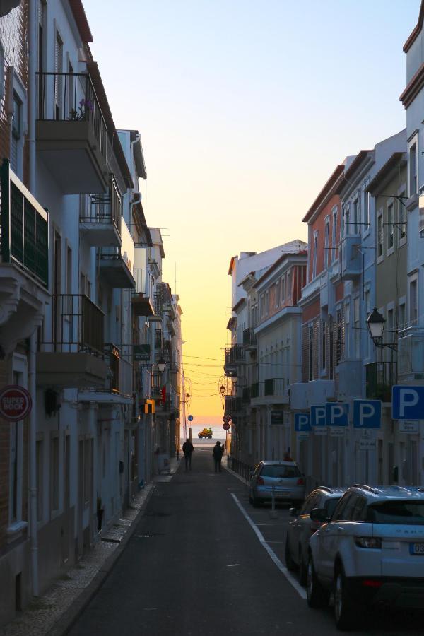 Casas Da Vila - Beach Apartments By Silver Prop Nazaré Exteriör bild